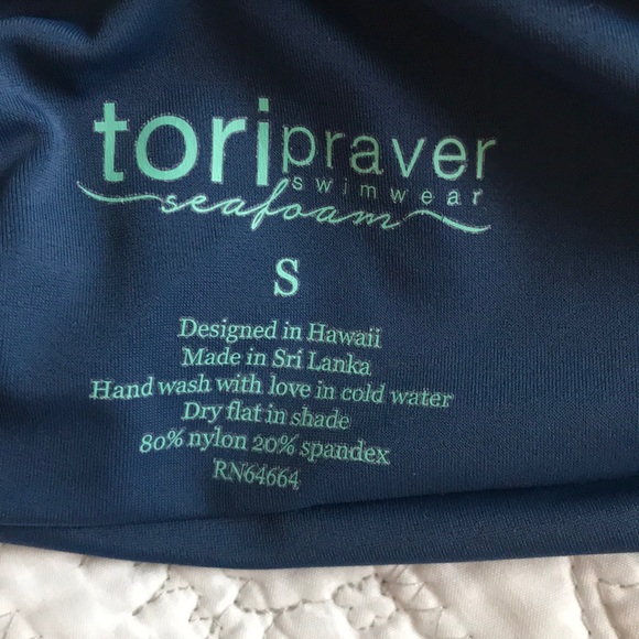 Small bikini top - Picture 3 of 3